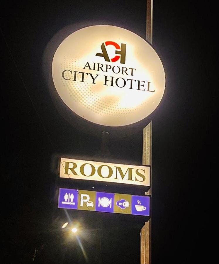 Airport City Hotel Katunayaka Kültér fotó